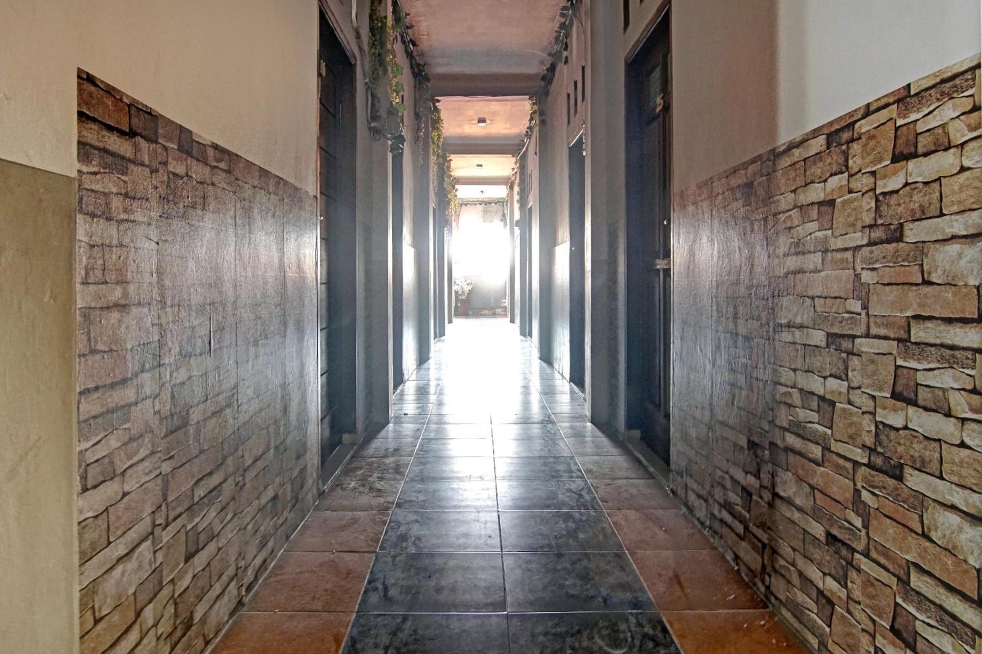 Super Oyo 90358 Poris Residence Syariah Tangerang Eksteriør bilde